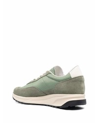 Мужские оливковые кроссовки от Common Projects
