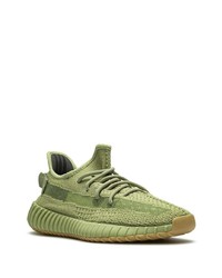 Мужские оливковые кроссовки от adidas YEEZY