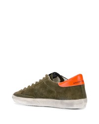 Мужские оливковые низкие кеды от Golden Goose