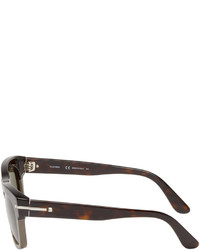 Мужские оливковые солнцезащитные очки от Valentino