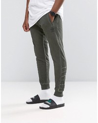 Мужские оливковые спортивные штаны от adidas