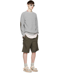 Мужские оливковые шорты от Sacai