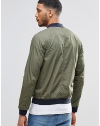 Мужской оливковый бомбер от Pull&Bear