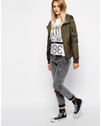 Женский оливковый бомбер от Schott NYC