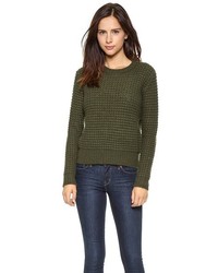 Оливковый вязаный свитер