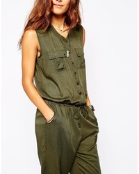 Оливковый комбинезон от Vila