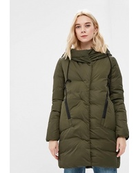 Женский оливковый пуховик от Goldrai