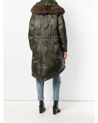 Женский оливковый пуховик от Sacai