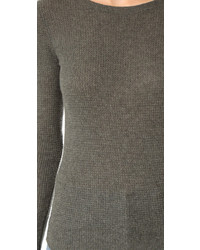 Женский оливковый пушистый свитер с круглым вырезом от James Perse
