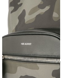 Мужской оливковый рюкзак с камуфляжным принтом от Neil Barrett