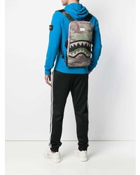 Мужской оливковый рюкзак с камуфляжным принтом от Sprayground