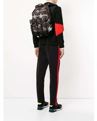 Мужской оливковый рюкзак с камуфляжным принтом от GUILD PRIME