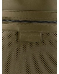 Мужской оливковый рюкзак от Bottega Veneta