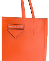 Оранжевая кожаная большая сумка от Prada