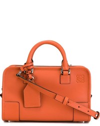Оранжевая кожаная большая сумка от Loewe