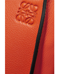 Оранжевая кожаная сумка через плечо от Loewe