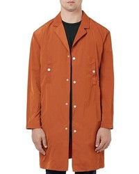 Оранжевая легкая куртка