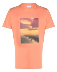 Мужская оранжевая футболка с круглым вырезом с принтом от agnès b.