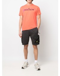 Мужская оранжевая футболка с круглым вырезом с принтом от Stone Island
