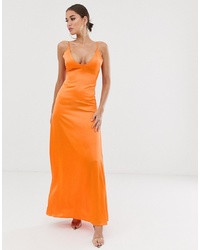 Оранжевое вечернее платье от Club L London