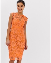 Оранжевое кружевное платье-футляр от Paper Dolls