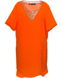 Оранжевое платье прямого кроя от Barbara Bui