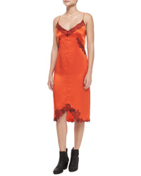 Оранжевое шелковое платье-футляр