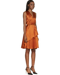 Оранжевое шелковое платье-футляр от Givenchy