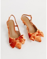 Оранжевые бархатные туфли с украшением от ASOS DESIGN