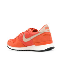 Мужские оранжевые замшевые низкие кеды от Nike