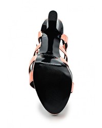 Оранжевые кожаные босоножки на каблуке от Versace Jeans