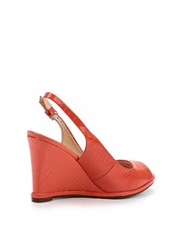 Оранжевые кожаные босоножки на танкетке от Valley