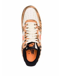 Мужские оранжевые кожаные низкие кеды с принтом от Nike