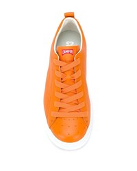 Мужские оранжевые кожаные низкие кеды от Camper