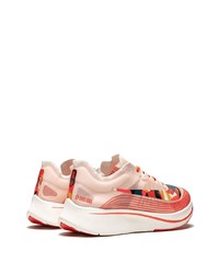 Мужские оранжевые кроссовки с принтом от Nike