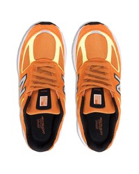 Мужские оранжевые кроссовки от New Balance