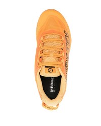 Мужские оранжевые кроссовки от Merrell