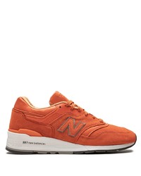 Мужские оранжевые кроссовки от New Balance