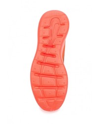 Женские оранжевые кроссовки от Nike