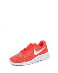 Женские оранжевые кроссовки от Nike