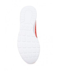 Женские оранжевые кроссовки от Nike