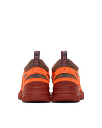 Мужские оранжевые кроссовки от Gucci
