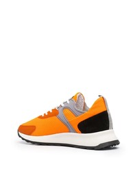 Мужские оранжевые кроссовки от Philippe Model Paris