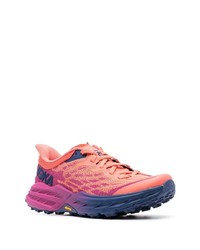 Мужские оранжевые кроссовки от Hoka One One