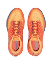 Мужские оранжевые кроссовки от Hoka One One