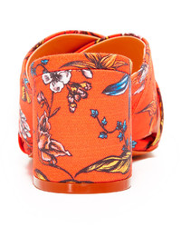 Оранжевые сабо от Sam Edelman