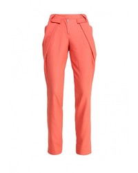 Оранжевые узкие брюки от D.VA