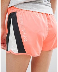 Женские оранжевые шорты от Only