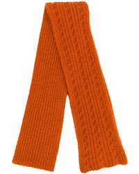 Оранжевый вязаный шарф