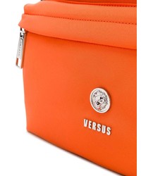Мужской оранжевый кожаный рюкзак от Versus